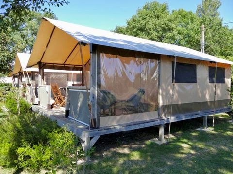 Tente en toile et en bois 4 personnes - VICTORIA sans sanitaires