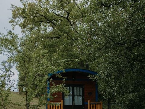 HÉBERGEMENT INSOLITE 4 personnes - Jacuzzi