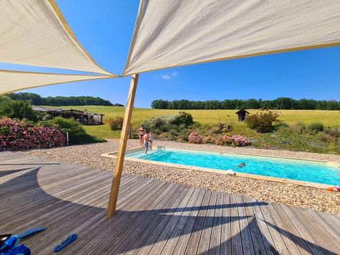 Hébergement 5 personnes - Roulotte Gîte 4/5 pers