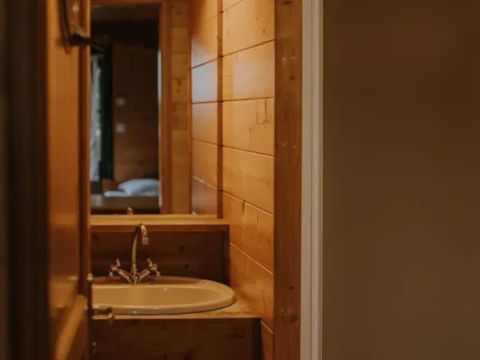 Hébergement 5 personnes - Roulotte Gîte 4/5 pers