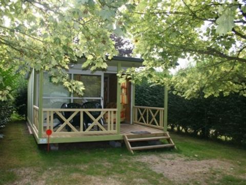 CHALET 4 personnes - ILOT (sans sanitaires)