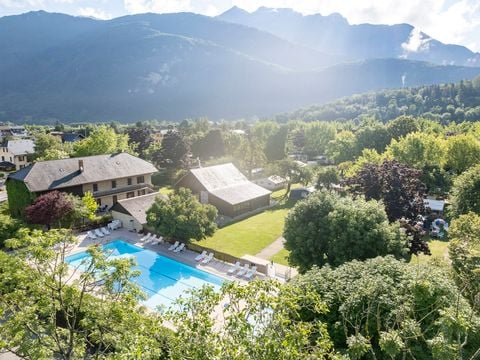 Camping Romanée - la Ferme de la Serraz - Camping Haute-Savoie
