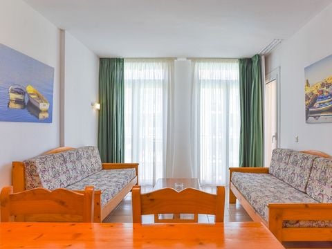 APPARTEMENT 6 personnes - A2 - 4/6