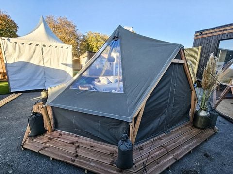 HÉBERGEMENT INSOLITE 4 personnes - Tente Inuit forêt