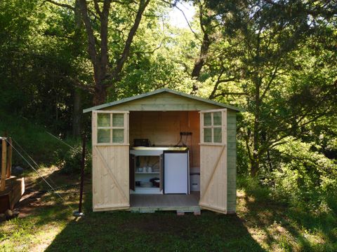 HÉBERGEMENT INSOLITE 6 personnes - Tente Inuit forêt