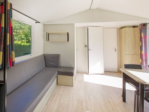 MOBILHOME 4 personnes - CONFORT - 2 Chambres - TV - avec terrasse semi couverte