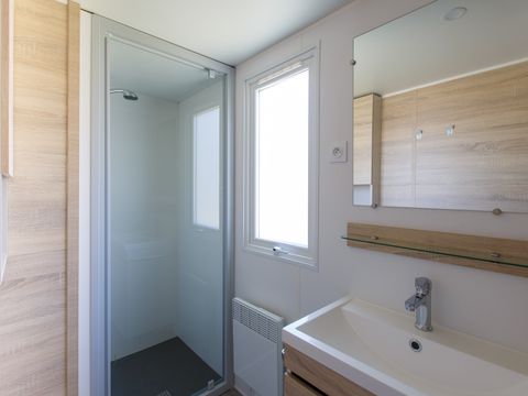 MOBILHOME 4 personnes - CONFORT - 2 Chambres - TV - sans terrasse