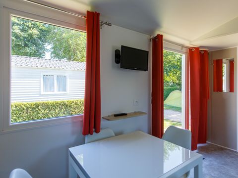 MOBILHOME 4 personnes - CONFORT - 2 Chambres - TV - sans terrasse