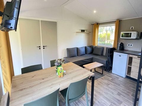 MOBILHOME 6 personnes - PREMIUM - 3 chambres - TV - avec terrasse couverte - lave vaisselle