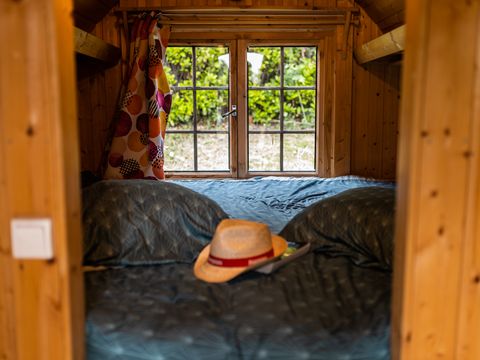 HÉBERGEMENT INSOLITE 2 personnes - Chambre Tonneau BARREL - 1 chambre (sans sanitaires)