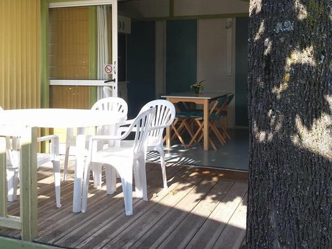 CHALET 4 personnes - 25m² / 2 chambres - Terrasse couverte