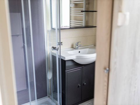 CHALET 4 personnes - 25m² / 2 chambres - Terrasse couverte