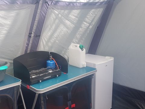 TENTE 4 personnes - DIYourTent Option tente montée à l'arrivée