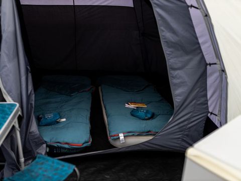 TENTE 4 personnes - DIYourTent Option tente montée à l'arrivée