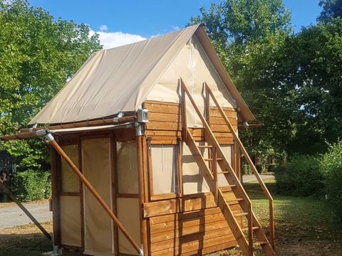 HÉBERGEMENT INSOLITE 2 personnes - La Petite Cadole HÉBERGEMENT INSOLITE 2 personnes - La Petite Cadole