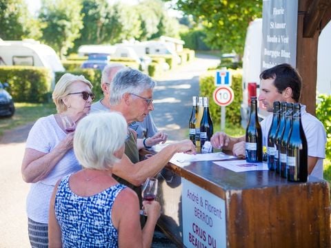 Camping La Grappe Fleurie - Camping Rhône
