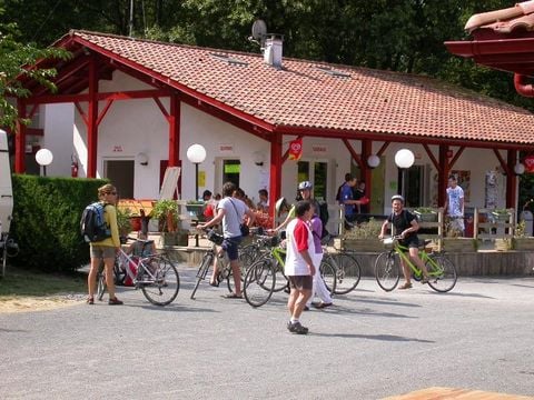 Camping Biper Gorri - Camping Pyrénées-Atlantiques