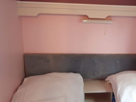 MOBILHOME 6 personnes - 45m2 -  style vintage anglais