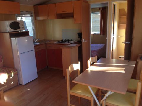 Mobilhome 4 personnes - Mobil-home Gentiane 28m2 - arrivée mercredi,