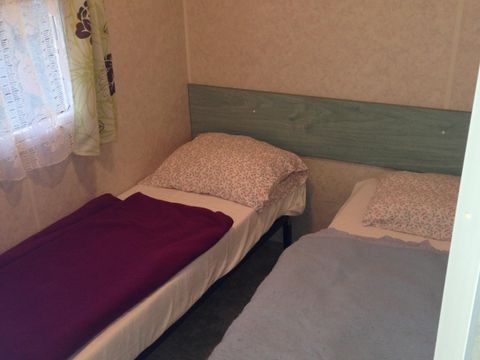 MOBILHOME 4 personnes - Iris 24m2 - arrivée samedi,
