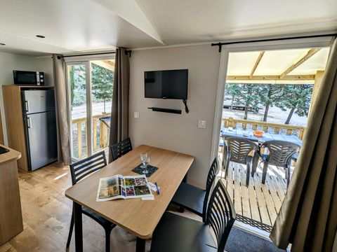 MOBILHOME 4 personnes - NEUF - 2 chambres avec climatisation, TV et lave-vaisselle - 31m²