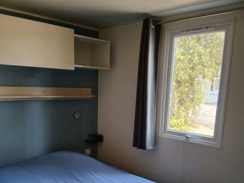 MOBILHOME 6 personnes - TOUT CONFORT - 3 chambres avec climatisation et TV - 30m²