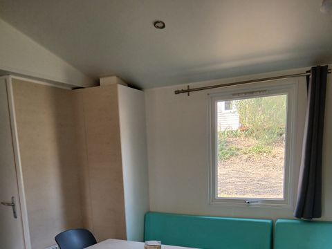 MOBILHOME 6 personnes - TOUT CONFORT - 3 chambres avec climatisation et TV - 30m²