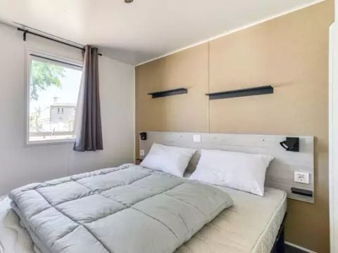 MOBILHOME 4 personnes - Premium | 2 Ch. | 4 Pers. | Terrasse Lounge | Clim. | TV