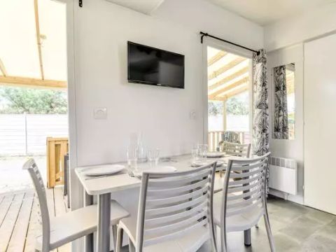 MOBILHOME 4 personnes - Premium | 2 Ch. | 4 Pers. | Terrasse Lounge | Clim. | TV