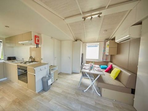 MOBILHOME 4 personnes - Comfort | 2 Ch. | 4 Pers. | Terrasse surélevée | Clim.