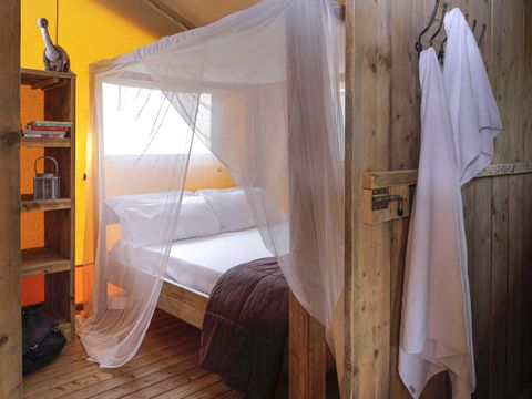 Tente en toile et en bois 6 personnes - hu Glamp Premium XL	Tenda