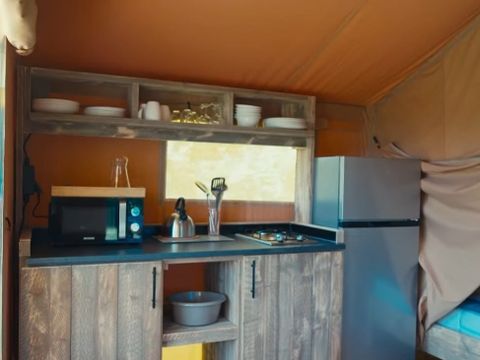 Tente en toile et en bois 5 personnes - SLOW LODGE - sans sanitaire