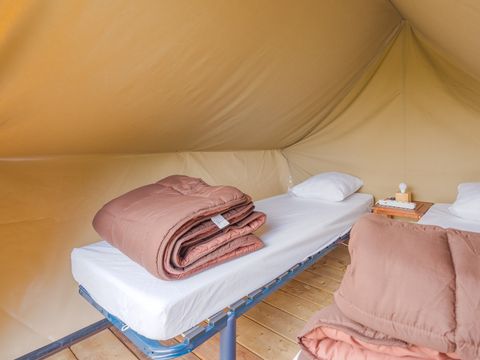 Hébergement 2 personnes - BIVOUAC NOMADE