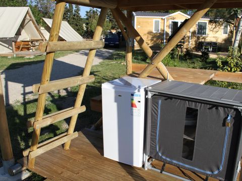 Tente en toile et en bois 2 personnes - Bivouac sous les étoiles