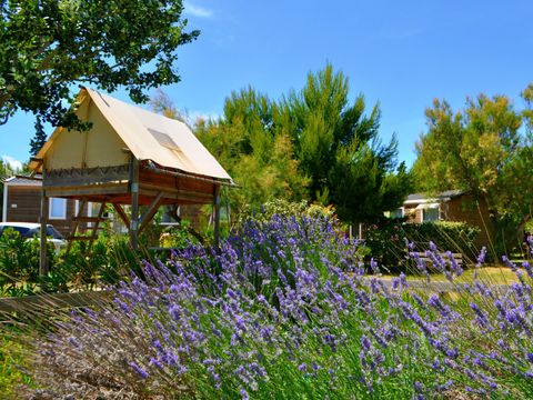 Tente en toile et en bois 2 personnes - Bivouac sous les étoiles