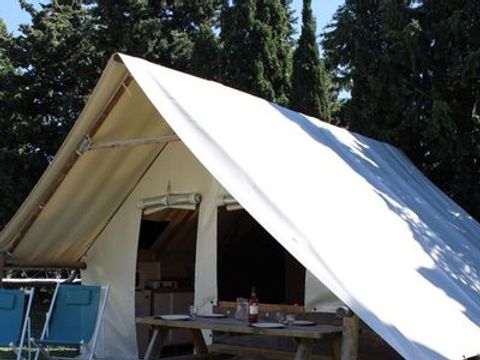 Tente en toile et en bois 5 personnes - ECOLODGE STANDARD sans sanitaires 20 m²