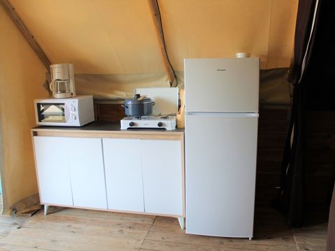 Tente en toile et en bois 5 personnes - ECOLODGE STANDARD sans sanitaires 20 m²