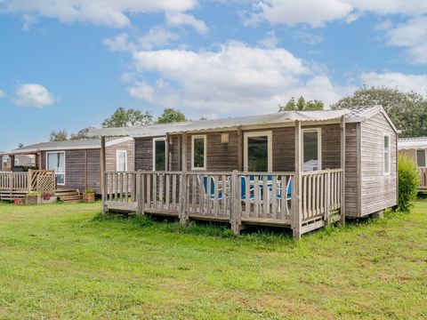 Mobilhome 6 personnes - Standard 28m² - 3 chambres - TV - Terrasse