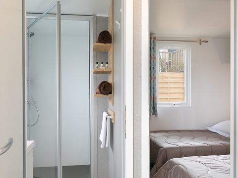 MOBILHOME 6 personnes - LUXE ZEN avec spa privatif