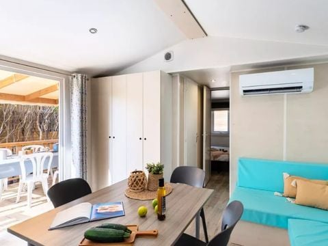 MOBILHOME 8 personnes - Cottage 5 Pièces 8 Personnes Climatisé + TV ***