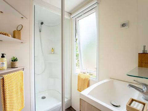 MOBILHOME 4 personnes - Cottage 3 Pièces 4 Personnes Climatisé + TV **