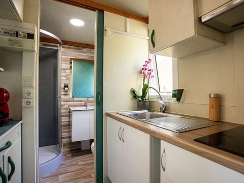 BUNGALOW 5 personnes - BUNGALOW MOREA