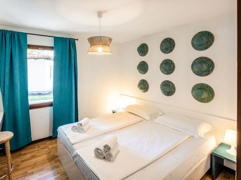 BUNGALOW 4 personnes - 2 Chambres