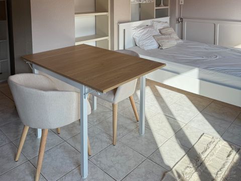 STUDIO 2 personnes - Confort  TV