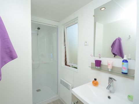 MOBILHOME 6 personnes - Cottage 4/6 personnes - 2 Chambres (CLIM  TV)
