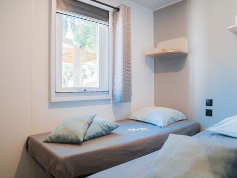 MOBILHOME 4 personnes - Bali 32m2 + Climatisation 4 personnes
