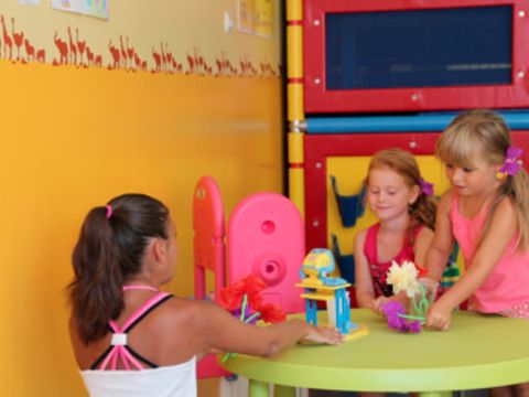 Camping La Presqu'Ile de Giens - Camping Var