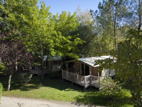 CHALET 4 personnes - Lodge Premium 2 CH - 4 PERS 32 m² -  TV + CLIM : A/D   samedi et dimanche 
