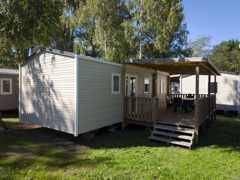 MOBILHOME 4 personnes - des Familles 2  CH - 4 PERS 32 m² - TV + CLIM + LV + DRAPS (inclus à la location à la semaine)