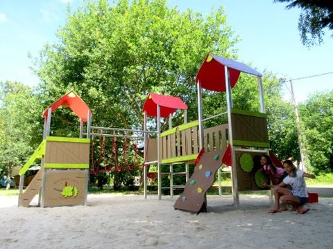 Camping des Familles - Camping Gironda